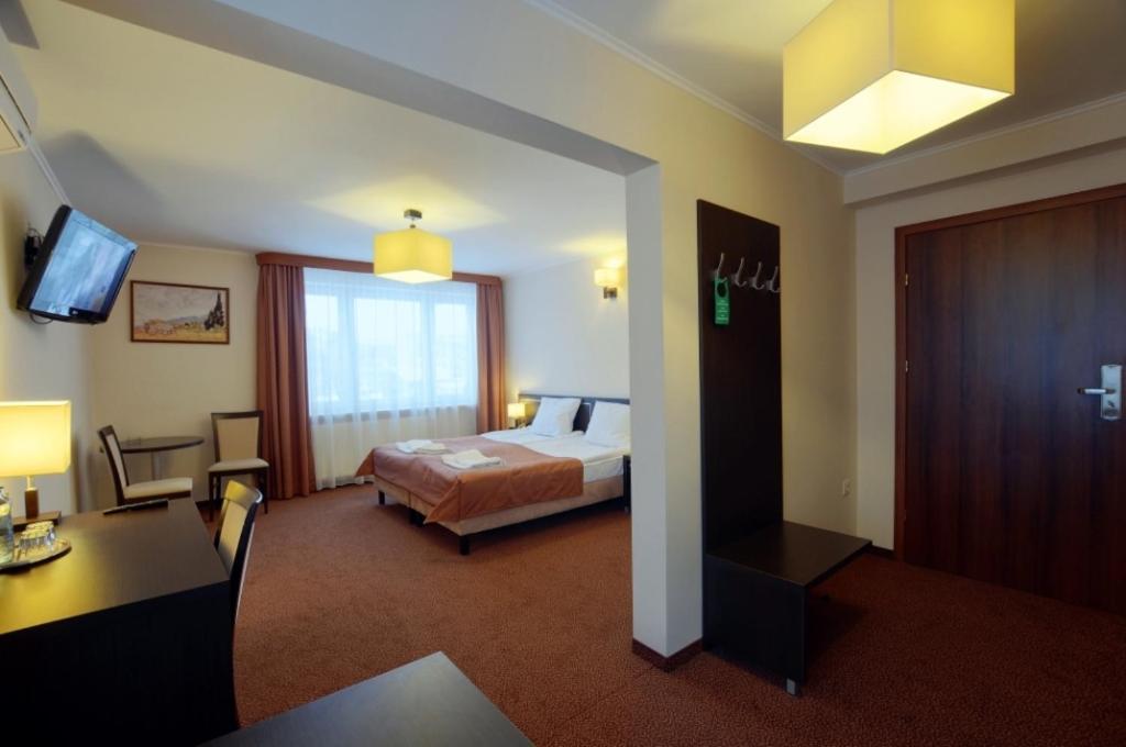 Hotel Martex Plonsk Exterior photo